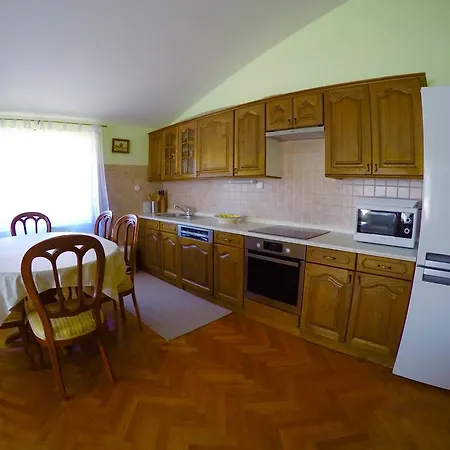 Tena Apartman